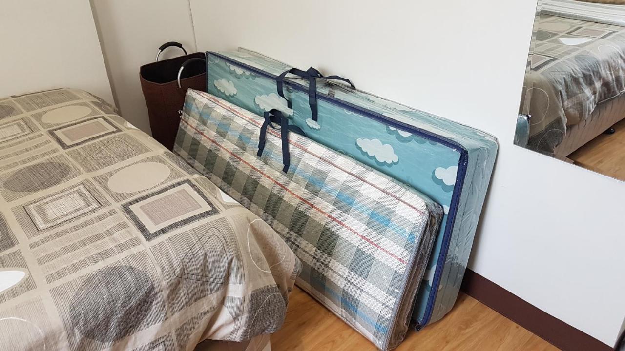 Keys 'N Places Holiday Rentals At Mesaverte Condo カガヤン・デ・オロ エクステリア 写真